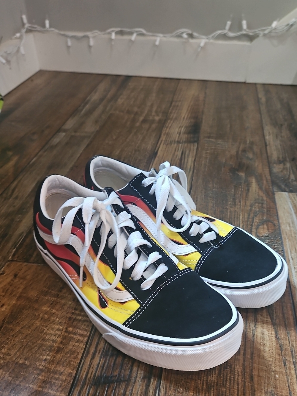 Vans Suede Old Skool Flame Skate Shoes - Black with Red & Yellow Flames - Picture 3 of 10